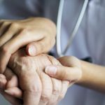 Dokter Neurologi Ingatkan Demensia Bukan Bagian Normal